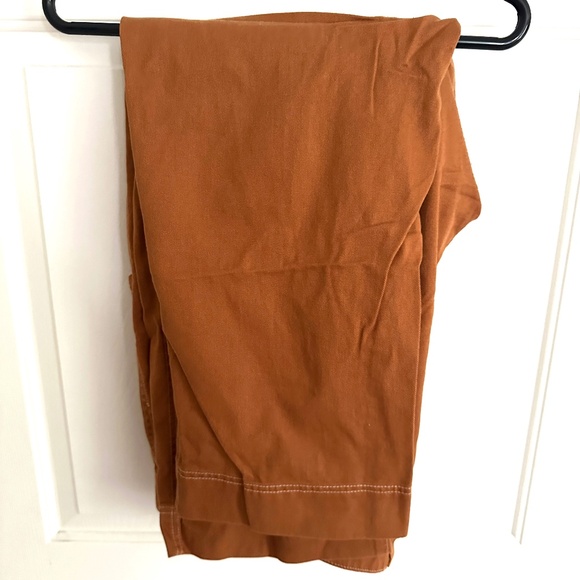 Plus Size High Rise Pants - Picture 4 of 6